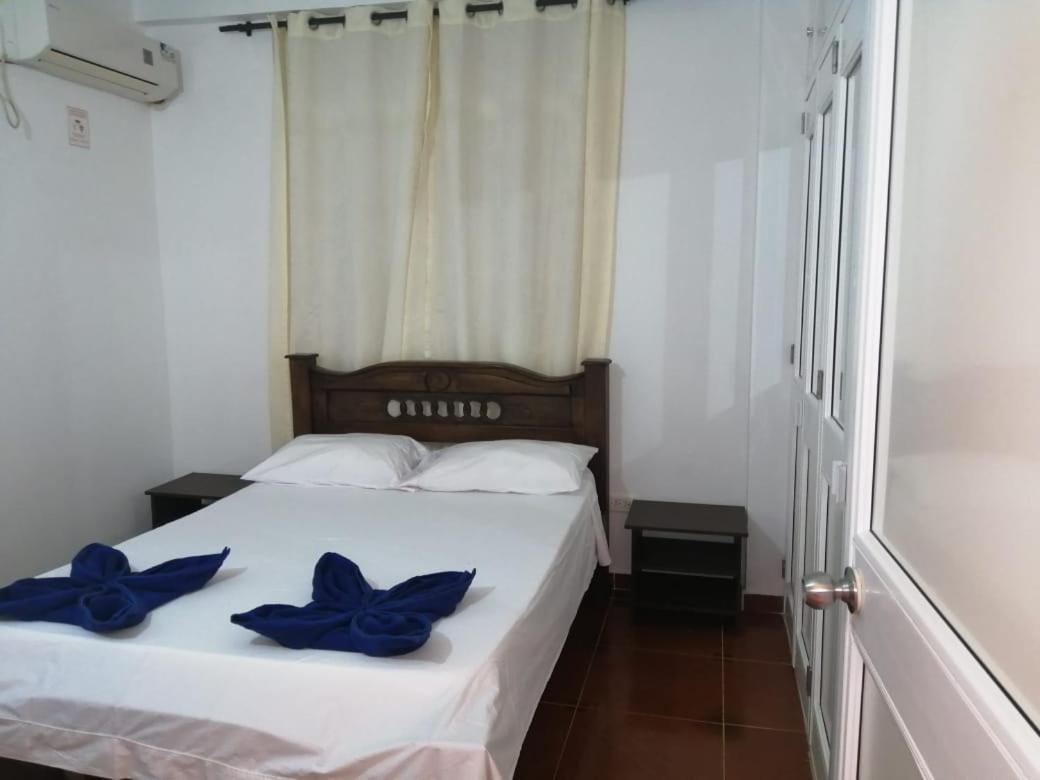 Apartamentos Hermanos Morales Merino San Andrés エクステリア 写真