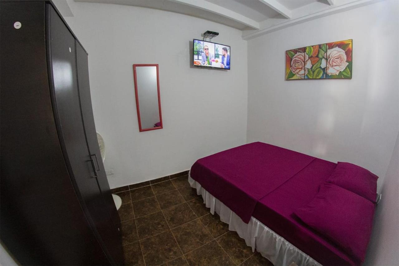 Apartamentos Hermanos Morales Merino San Andrés エクステリア 写真